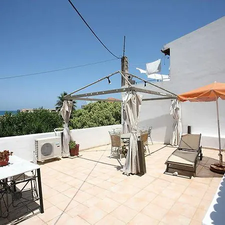 Casa de Férias Traditional Cretan Stone House 4 *