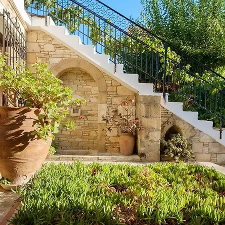Traditional Cretan Stone House 4 Kolymbari